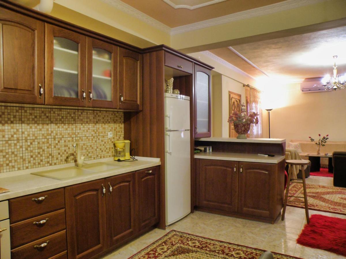 Elenas Meteora Balcony Apartment กาลัมปากา ภายนอก รูปภาพ
